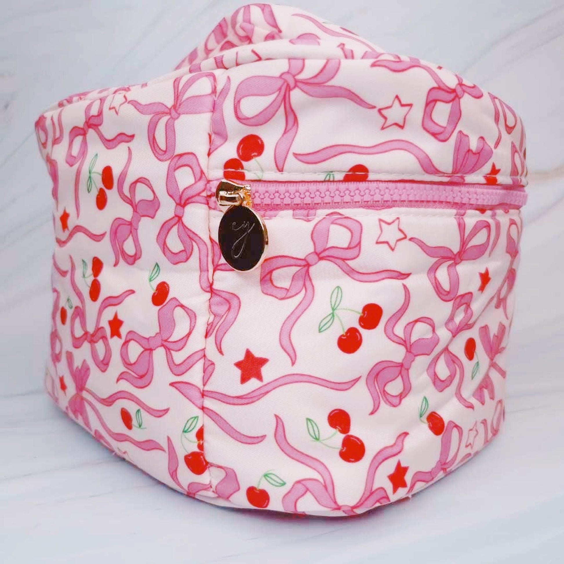 Chic Cherry Bowtiful Travel Cosmetic Case with Convenient Handle